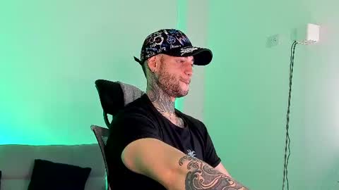 Snapshot of _jamesleandros chatting on June 28, 2026, 2:34 pm jeison online show from June 28, 2026, 2:34 pm