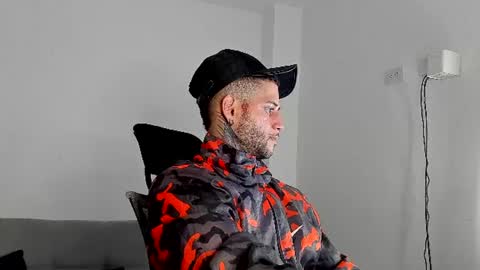Snapshot of _jamesleandros chatting on July 23, 2026, 2:09 am jeison online show from July 23, 2026, 2:09 am