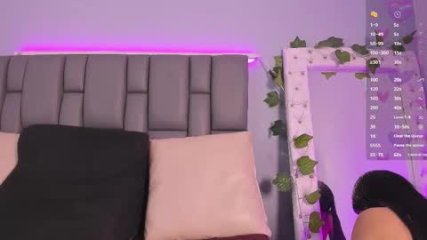 Snapshot of _jasmine_blush chatting on October 3, 2025, 1:52 pm Jasmine online show from October 3, 2025, 1:52 pm