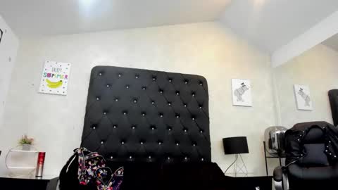 _johnson_alana online show from May 16, 2026, 1:13 am