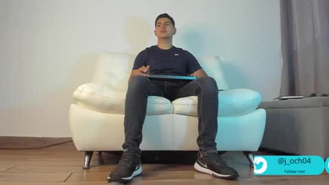 _juanes__ online show from January 12, 2025, 8:14 pm