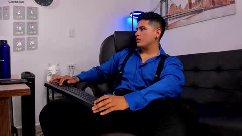 _juanes__ online show from October 24, 2025, 9:11 pm