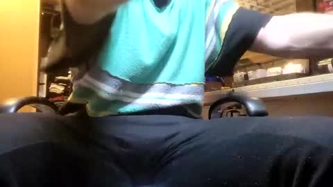 Snapshot of _julian_69 chatting on December 1, 2024, 8:20 pm Jonnhy online show from December 1, 2024, 8:20 pm