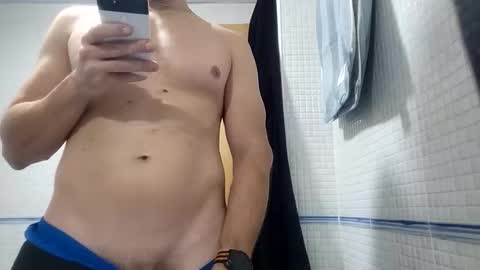 Snapshot of _julian_69 chatting on October 23, 2025, 4:17 pm Jonnhy online show from October 23, 2025, 4:17 pm