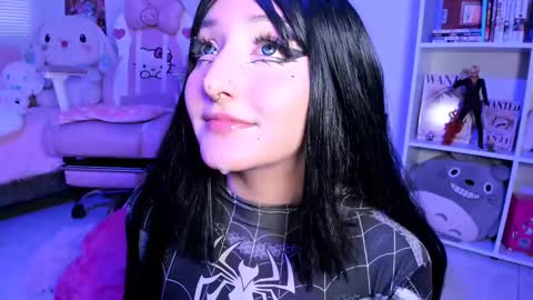 JULIANA online show from February 13, 2025, 4:39 pm