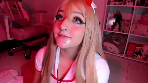 JULIANA online show from February 23, 2025, 5:07 pm