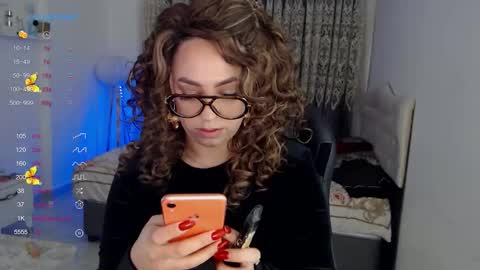 _just_a_queen_3 online show from February 3, 2026, 7:13 am