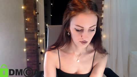  karolina online show from March 31, 2026, 5:35 pm