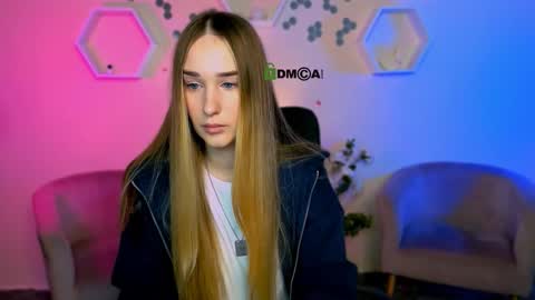 Snapshot of _kellykitten_ chatting on November 19, 2025, 10:48 am _kellykitten_ online show from November 19, 2025, 10:48 am