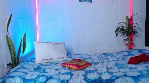 Nucita online show from January 6, 2025, 10:58 pm