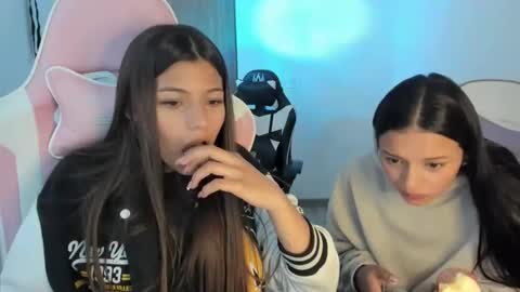 Snapshot of _khloe_sweet chatting on November 24, 2025, 8:08 pm khloe sweet online show from November 24, 2025, 8:08 pm