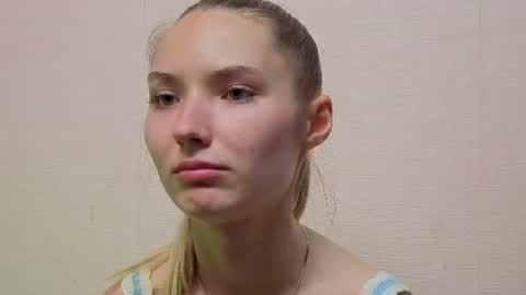 Snapshot of _kikiclark_ chatting on July 10, 2026, 7:16 pm _kikiclark_ online show from July 10, 2026, 7:16 pm