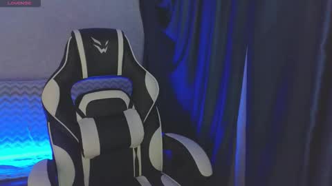 Molly   Emily online show from September 17, 2025, 9:49 pm