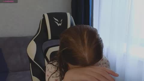 Molly   Emily online show from October 1, 2025, 10:54 am