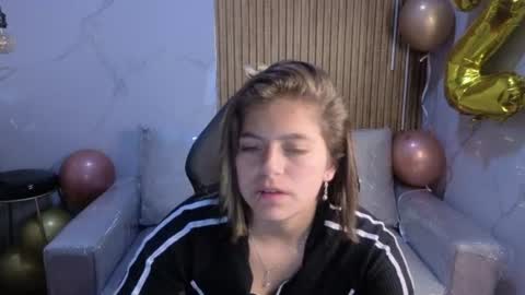 Snapshot of _kitten_1 chatting on July 17, 2026, 3:02 am _kitten_1 online show from July 17, 2026, 3:02 am