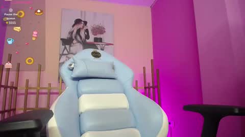 Snapshot of _kur0mi_ chatting on February 26, 2025, 5:07 pm _kur0mi_ online show from February 26, 2025, 5:07 pm