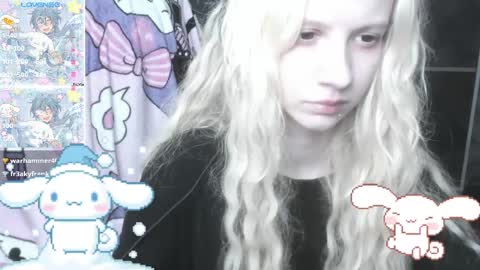  kuro  online show from March 2, 2025, 7:02 pm