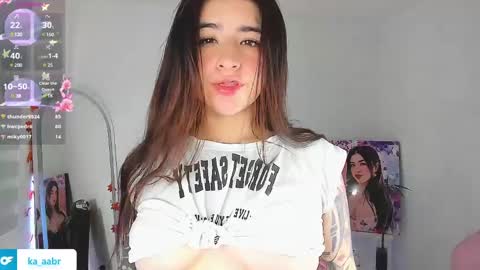 Snapshot of _kylie_miller1 chatting on December 13, 2024, 3:38 am Kylie online show from December 13, 2024, 3:38 am