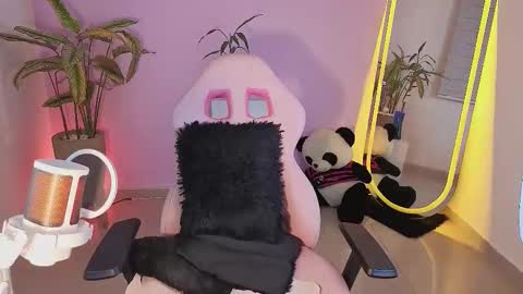 Snapshot of _kylie_miller1 chatting on September 18, 2025, 11:40 pm Kylie online show from September 18, 2025, 11:40 pm