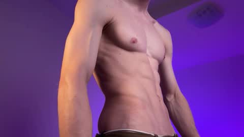 T-1000 online show from February 3, 2025, 3:31 am