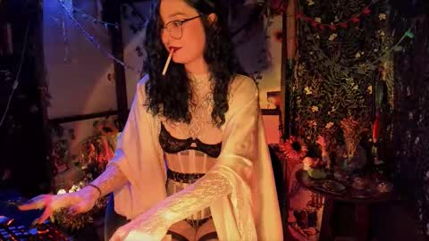 Snapshot of _lady_luna_ chatting on October 12, 2025, 11:59 pm Lady Luna online show from October 12, 2025, 11:59 pm