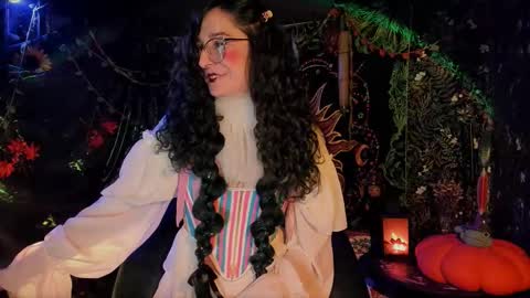 Snapshot of _lady_luna_ chatting on November 1, 2025, 12:23 am Lady Luna online show from November 1, 2025, 12:23 am