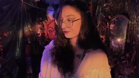 Snapshot of _lady_luna_ chatting on August 4, 2026, 12:25 am Lady Luna online show from August 4, 2026, 12:25 am