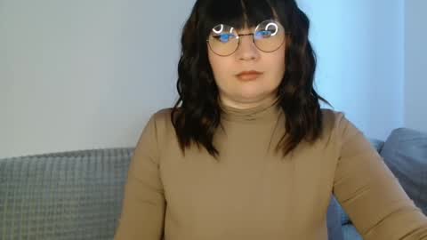 _lalilu_ online show from February 17, 2025, 5:04 am