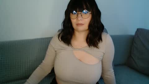 _lalilu_ online show from November 9, 2025, 1:20 pm