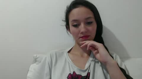 Snapshot of _laureneyes chatting on December 15, 2024, 11:20 pm Lauren 3 online show from December 15, 2024, 11:20 pm