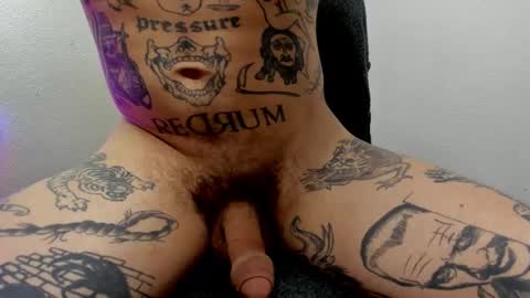 Snapshot of _layne chatting on November 16, 2025, 6:41 am Layne online show from November 16, 2025, 6:41 am