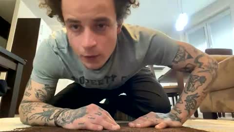 Layne online show from January 13, 2026, 12:54 pm