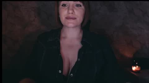 Letty online show from November 16, 2025, 10:26 pm