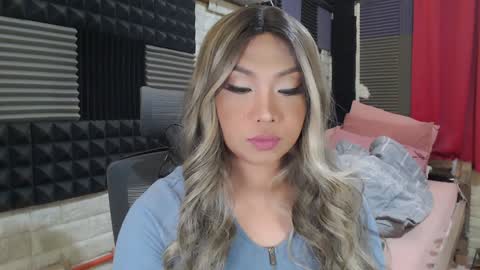 lexie online show from February 5, 2025, 3:34 am