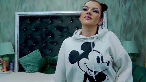 Snapshot of _lissa_ann_ chatting on March 7, 2025, 4:24 am Lisa online show from March 7, 2025, 4:24 am