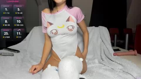 Snapshot of _little_minxxx_ chatting on October 25, 2025, 9:53 pm Julia online show from October 25, 2025, 9:53 pm