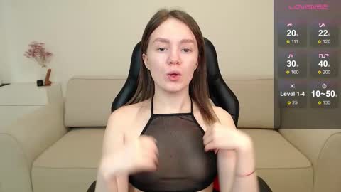  My name is lina Lush is activePrivate is Open online show from November 13, 2025, 5:17 am