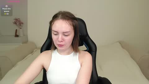  My name is lina Lush is activePrivate is Open online show from April 18, 2026, 5:17 pm