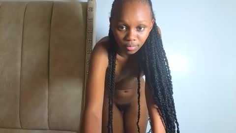 Snapshot of _littlevenus chatting on October 23, 2025, 2:16 pm Littlevenus online show from October 23, 2025, 2:16 pm