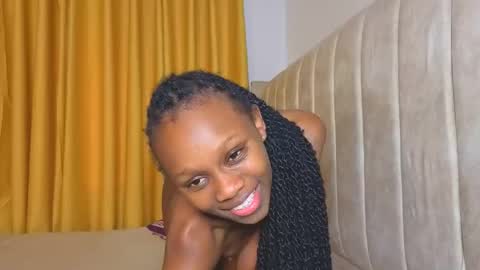 Snapshot of _littlevenus chatting on November 7, 2025, 12:05 pm Littlevenus online show from November 7, 2025, 12:05 pm