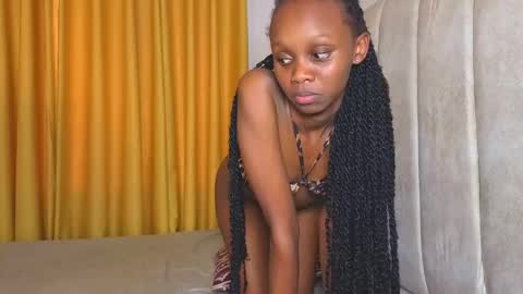 Snapshot of _littlevenus chatting on November 12, 2025, 1:11 pm Littlevenus online show from November 12, 2025, 1:11 pm