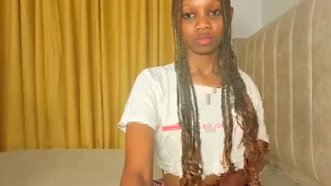 Snapshot of _littlevenus chatting on November 29, 2025, 11:19 pm Littlevenus online show from November 29, 2025, 11:19 pm