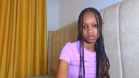 Snapshot of _littlevenus chatting on December 1, 2025, 11:21 pm Littlevenus online show from December 1, 2025, 11:21 pm