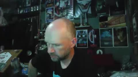 Snapshot of _longfellow chatting on June 2, 2026, 3:52 am That guy online show from June 2, 2026, 3:52 am