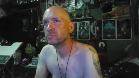Snapshot of _longfellow chatting on June 28, 2026, 11:44 pm That guy online show from June 28, 2026, 11:44 pm