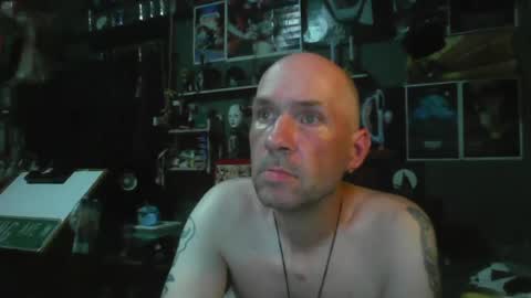Snapshot of _longfellow chatting on July 5, 2026, 6:09 am That guy online show from July 5, 2026, 6:09 am