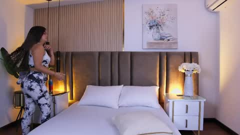 Luisa merrid online show from April 10, 2026, 11:48 am