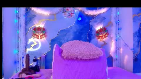 Lorrayne online show from December 18, 2025, 12:22 pm