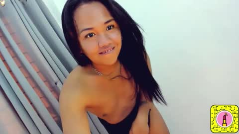 _lovelyyan69_ online show from September 15, 2025, 8:14 am