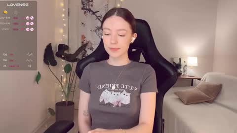 Snapshot of _lucky13__ chatting on February 26, 2026, 7:51 am Valerie or just Lera online show from February 26, 2026, 7:51 am